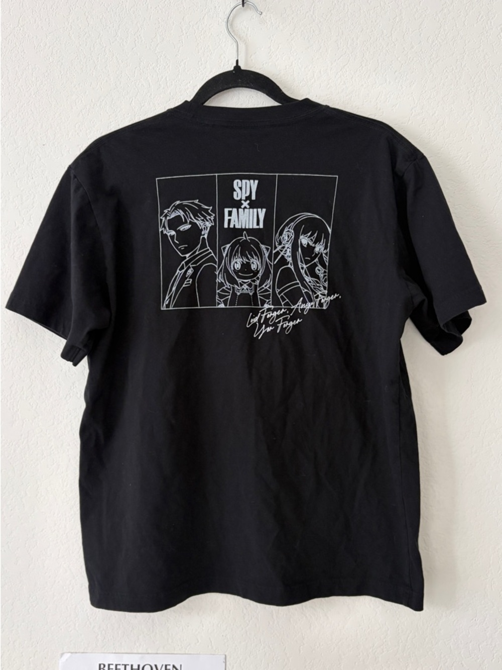 Uniqlo UT Spy x Family Black Anime Graphic Tee Forger Anya Loid Yor Manga M